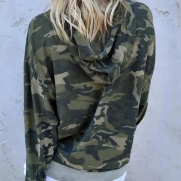 WOMENS NEW GREEN CAMO PULLOVER HOODIE TOP SHIRT HOOD SUMMER CASUAL TOPS SIZE S - Picture 3 of 4